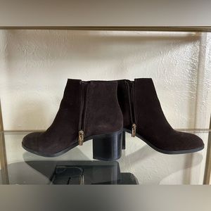 Vince Camuto chocolate brown booties